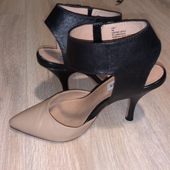 Steve Madden Swift black beige leather ankle strap heels - Picture 2 of 7